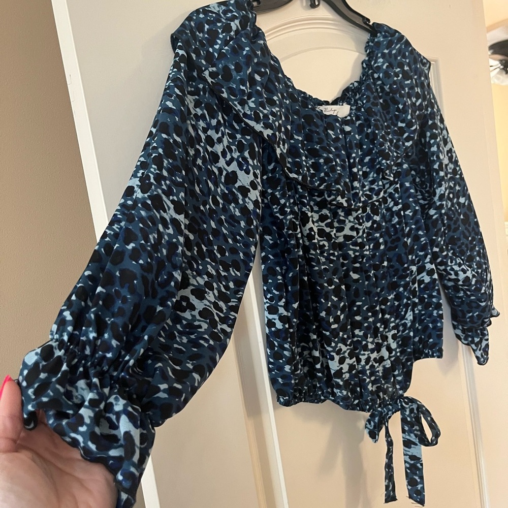 Vintage Havana Blue Patterned Women's Long Sleeve Flowy Blouse Size Medium - Picture 8 of 16